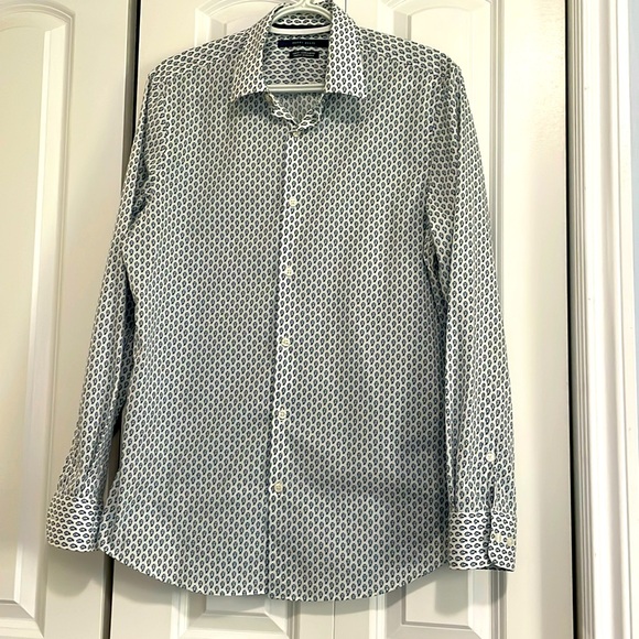Perry Ellis Slim fit Stretch dress shirt - Picture 1 of 5